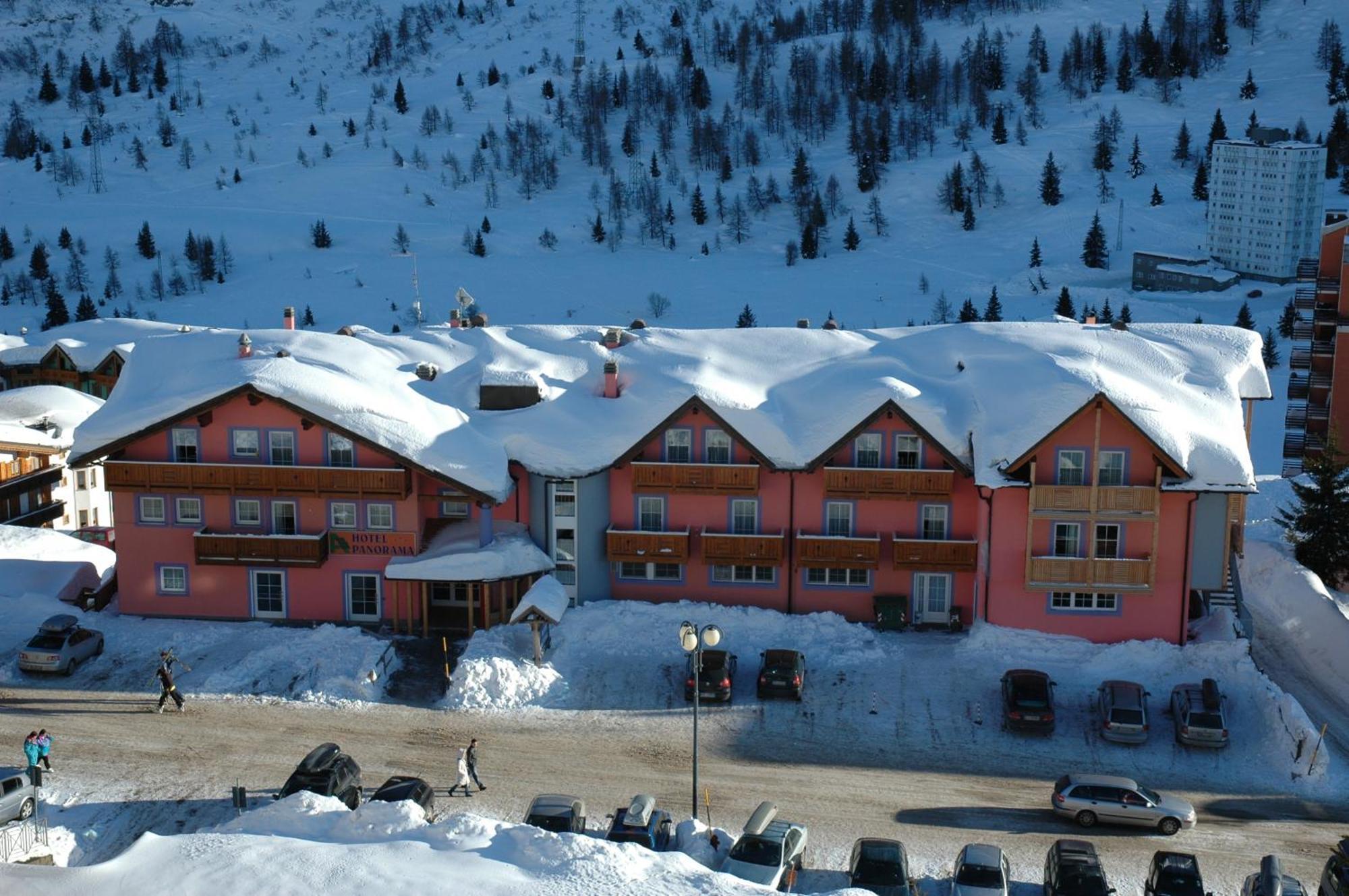 Panorama Hotel 3*